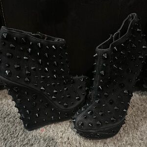 Shiekh Black Wedge Studded Shoes